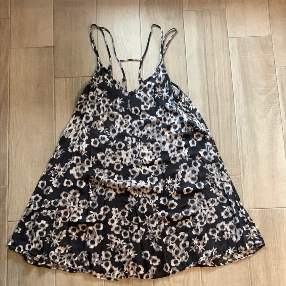 Abercrombie & Fitch Floral Dress - Women’s Medium